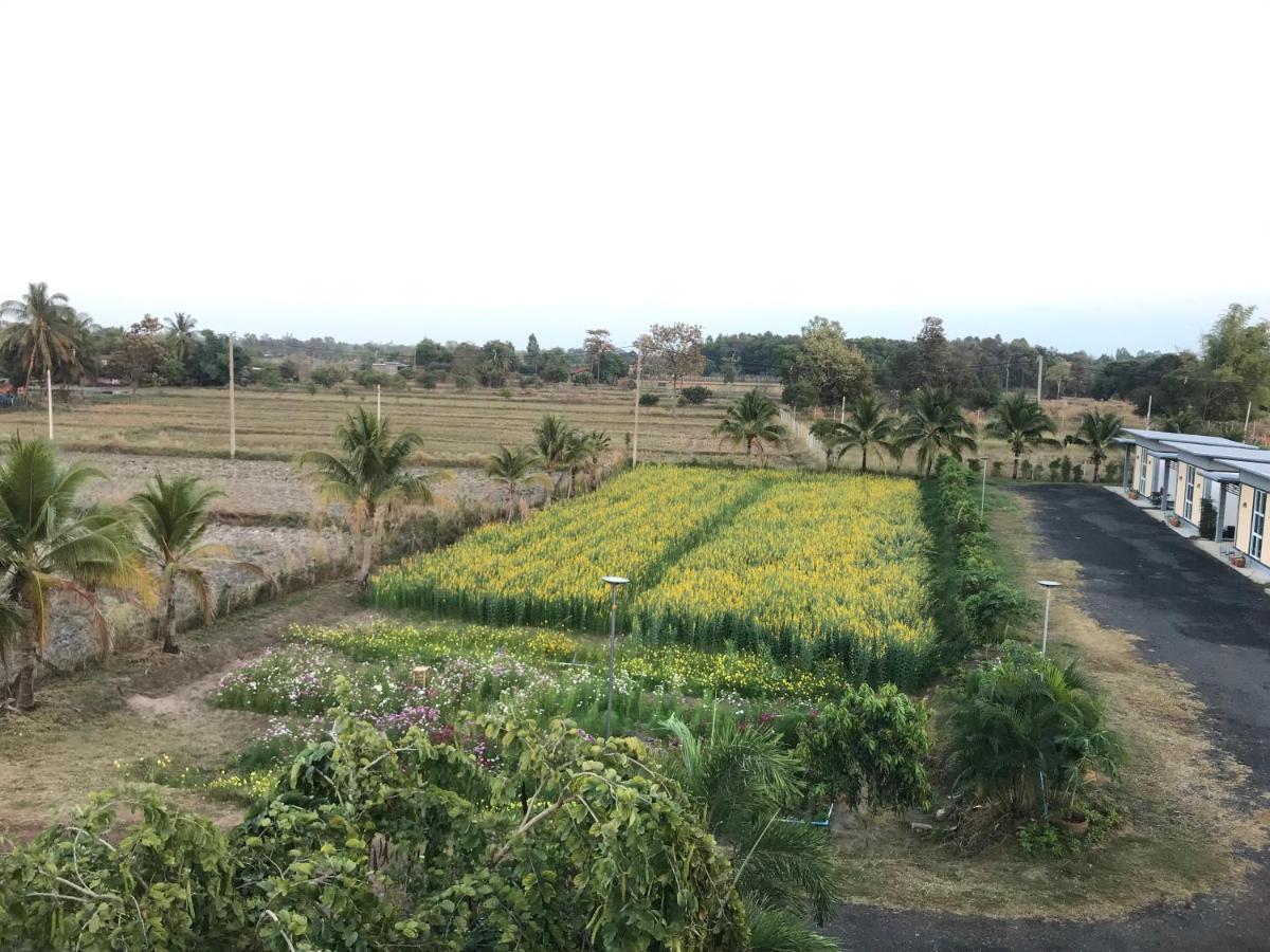 Ok Farm Resort Det Udom Εξωτερικό φωτογραφία
