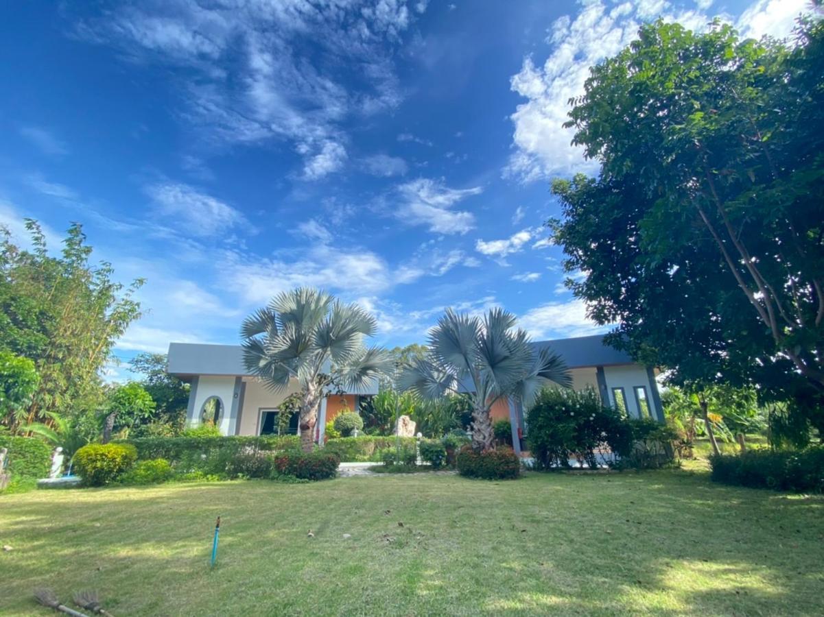 Ok Farm Resort Det Udom Εξωτερικό φωτογραφία